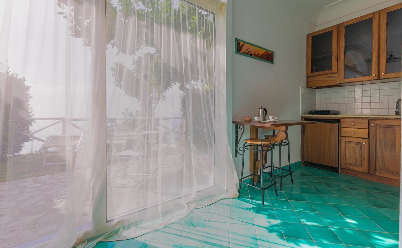 Bacio Del Sole B&B Positano Room photo